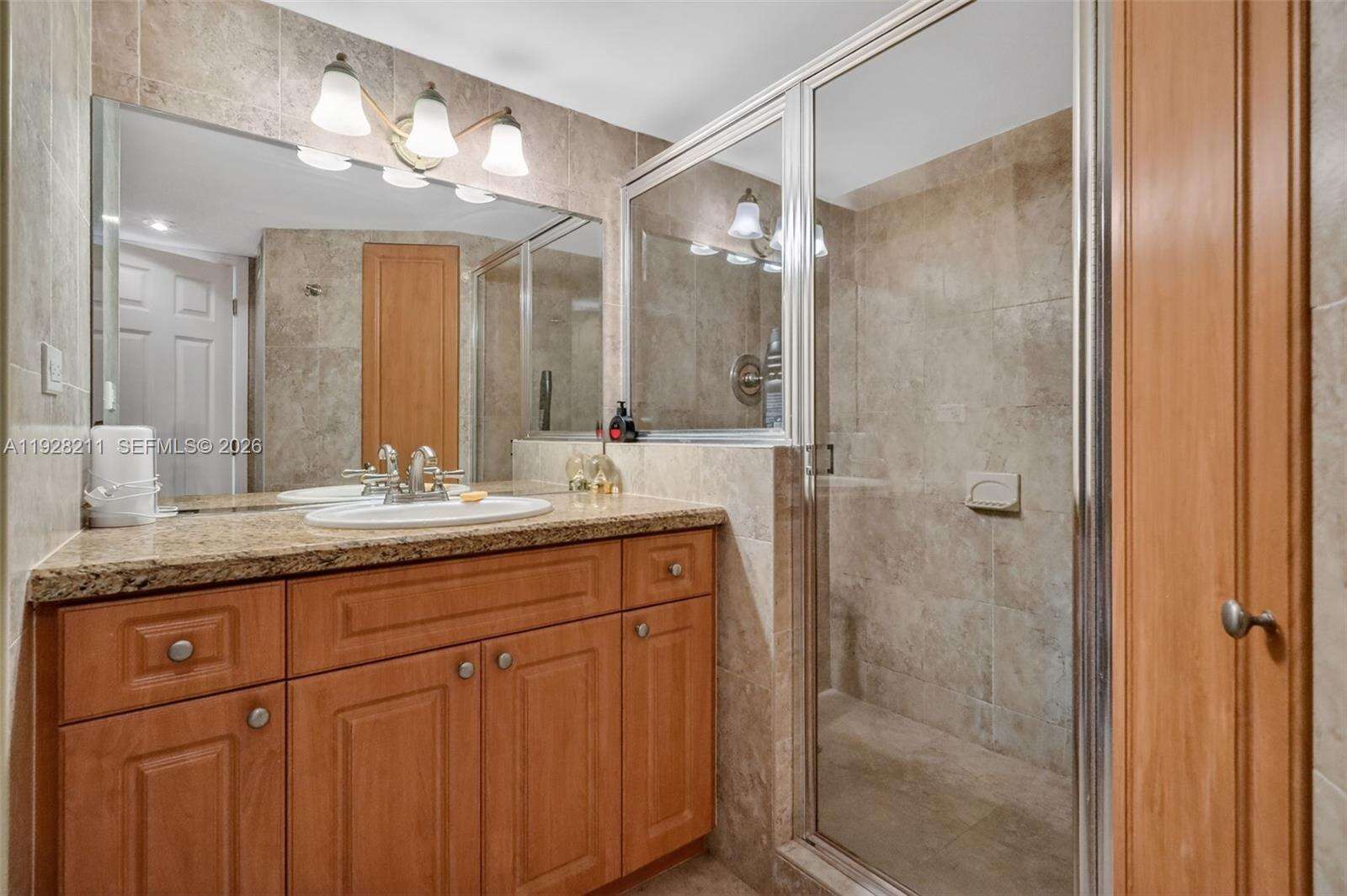 Burleigh House at 7135 Collins Ave, Miami Beach, FL 33141 - For Sale photo 16