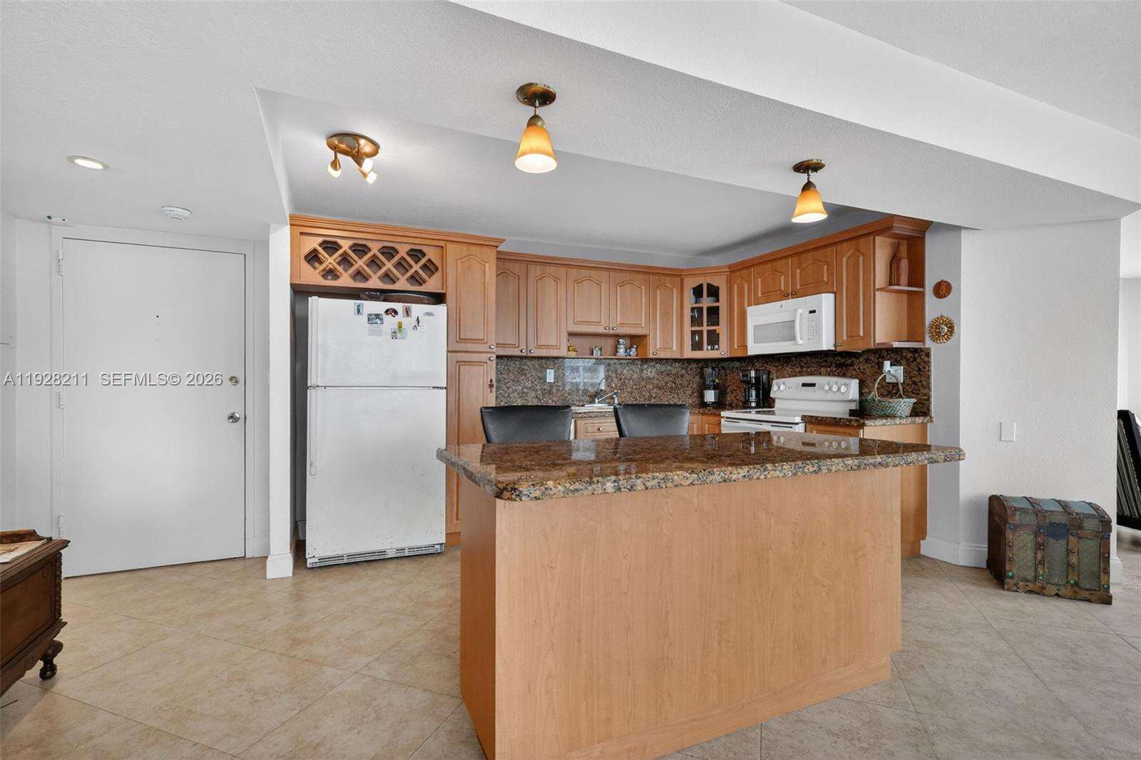 Burleigh House at 7135 Collins Ave, Miami Beach, FL 33141 - For Sale photo 6