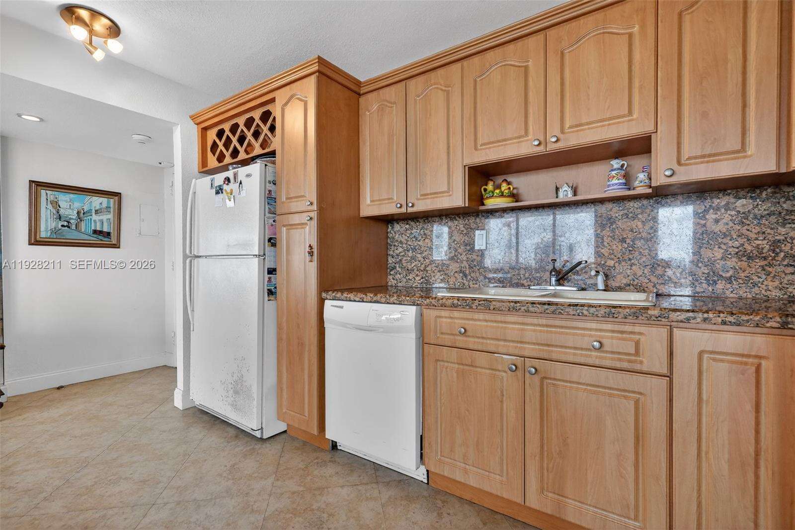 Burleigh House at 7135 Collins Ave, Miami Beach, FL 33141 - For Sale photo 9