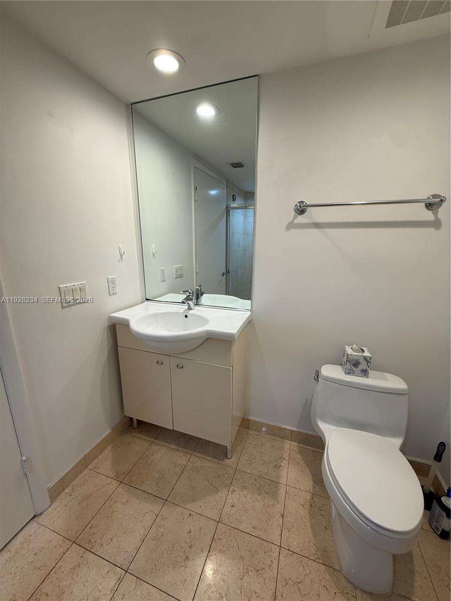 The Beach Club Two at 1830 Ocean Dr, Hallandale Beach, FL 33009 - For Sale photo 27