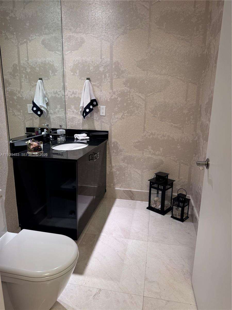 TDR TOWER I - 16001 Collins Ave, Sunny Isles Beach, FL 33160 | Picture 19