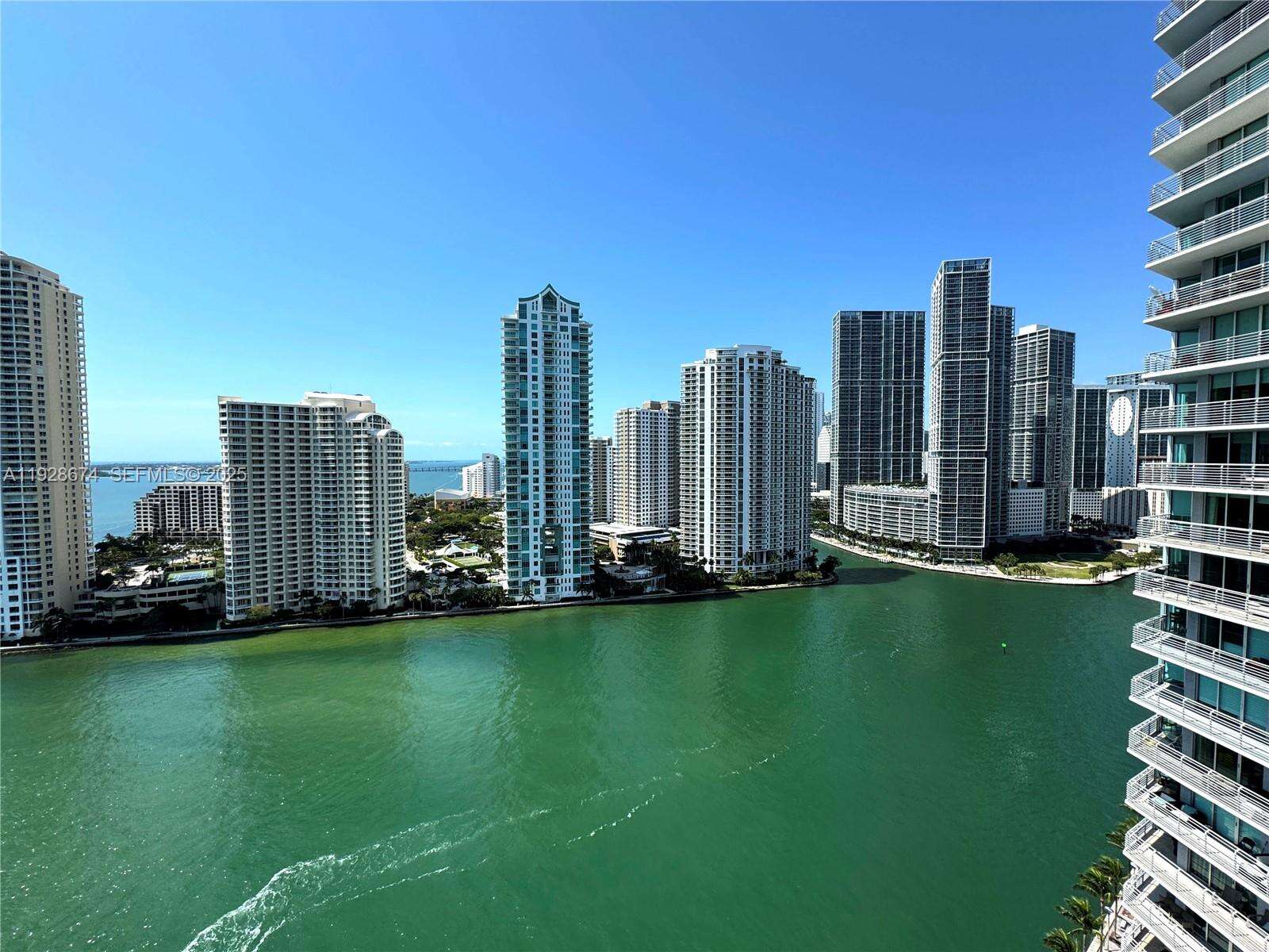 One Miami East at 335 Biscayne Blvd, Miami, FL 33131 - For Sale photo 17
