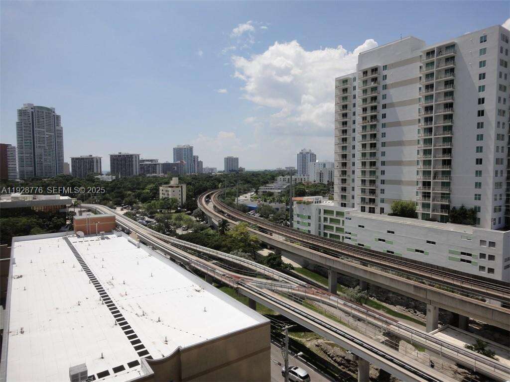 Axis On Brickell at 79 12th St, Miami, FL 33130 - For Sale photo 16