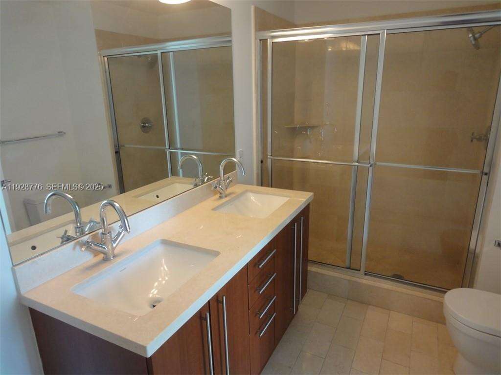 Axis On Brickell at 79 12th St, Miami, FL 33130 - For Sale photo 8