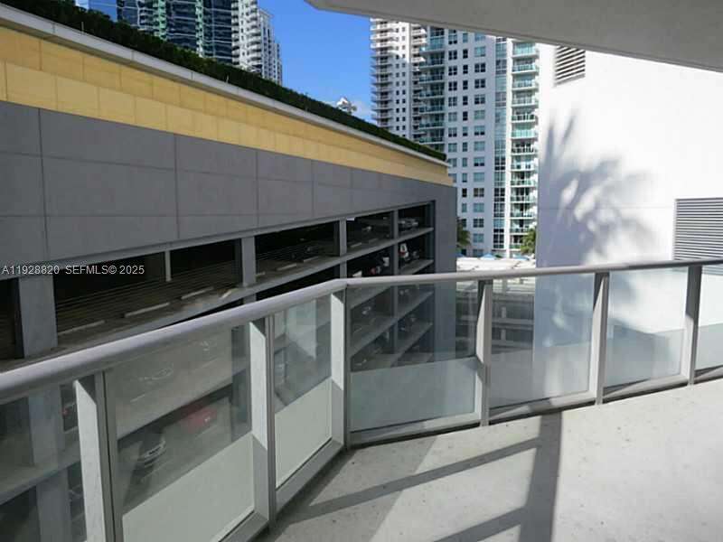 Brickell House at 1300 Brickell Bay Dr, Miami, FL 33131 - For Sale photo 12