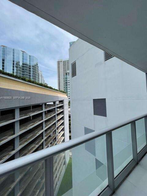 Brickell House at 1300 Brickell Bay Dr, Miami, FL 33131 - For Sale photo 13