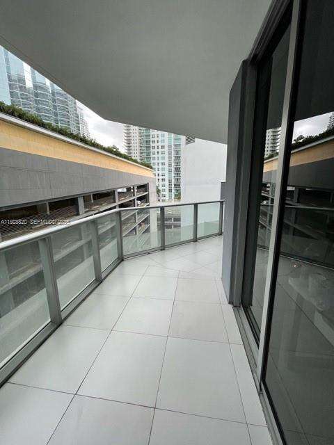 Brickell House at 1300 Brickell Bay Dr, Miami, FL 33131 - For Sale photo 21
