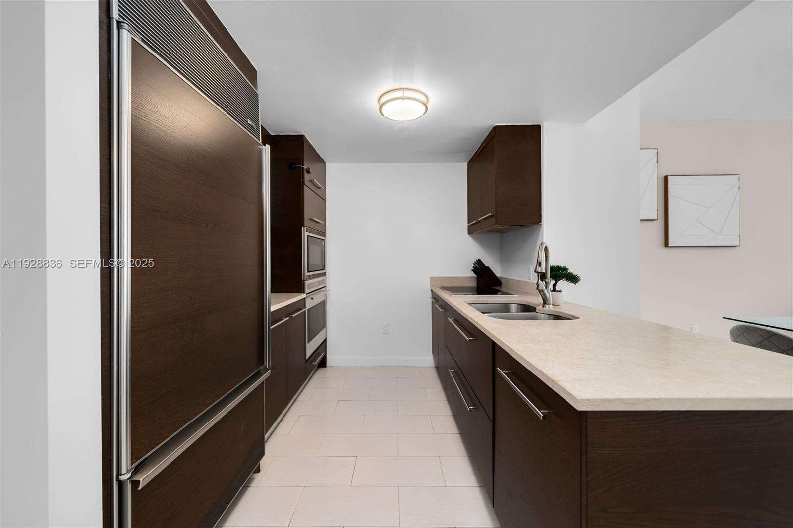 Icon Brickell 3 at 485 Brickell Ave, Miami, FL 33131 - For Sale photo 15
