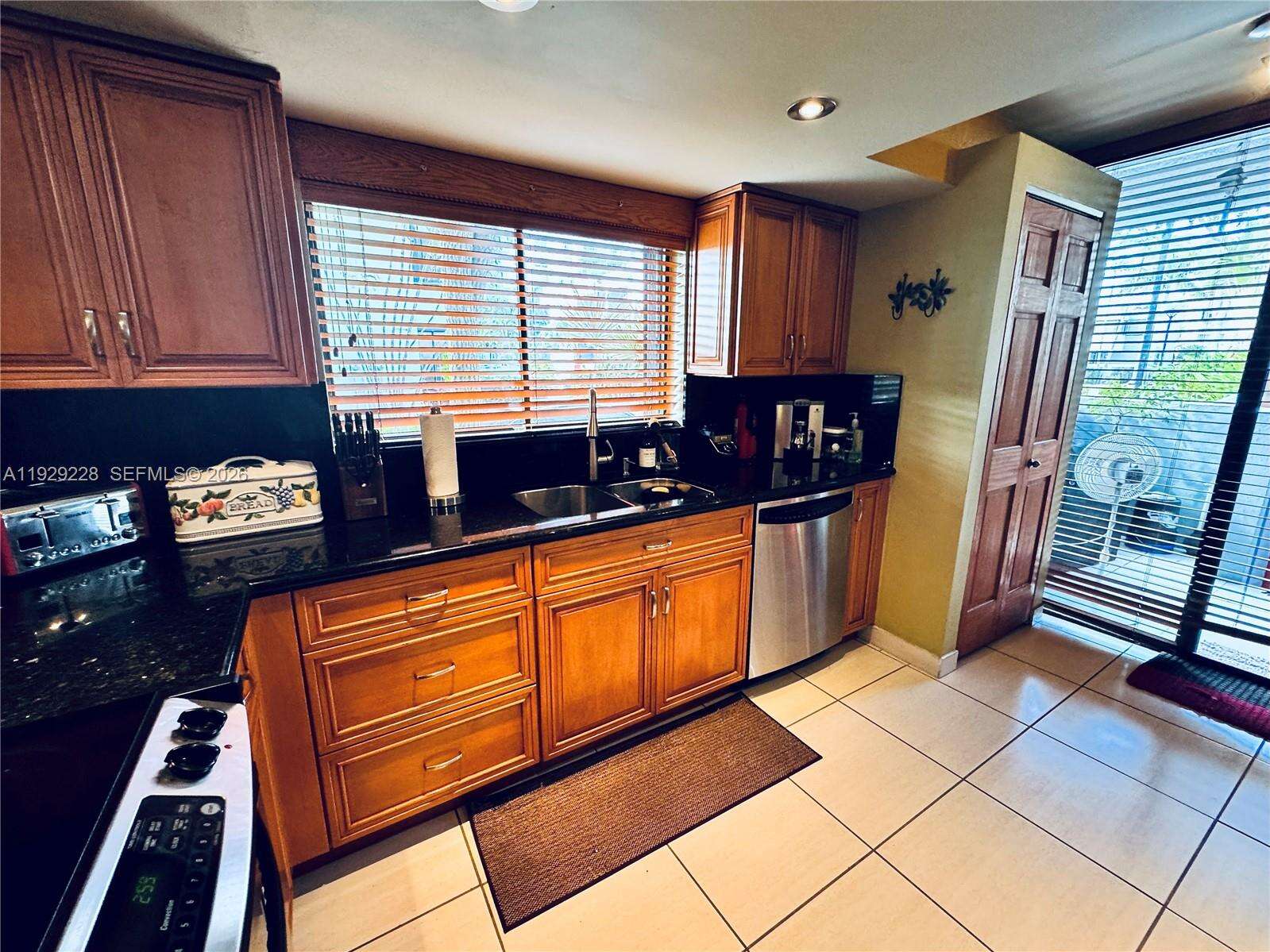Admirals Port at 3007 183 Ln, Aventura, FL 33160 - For Sale photo 16