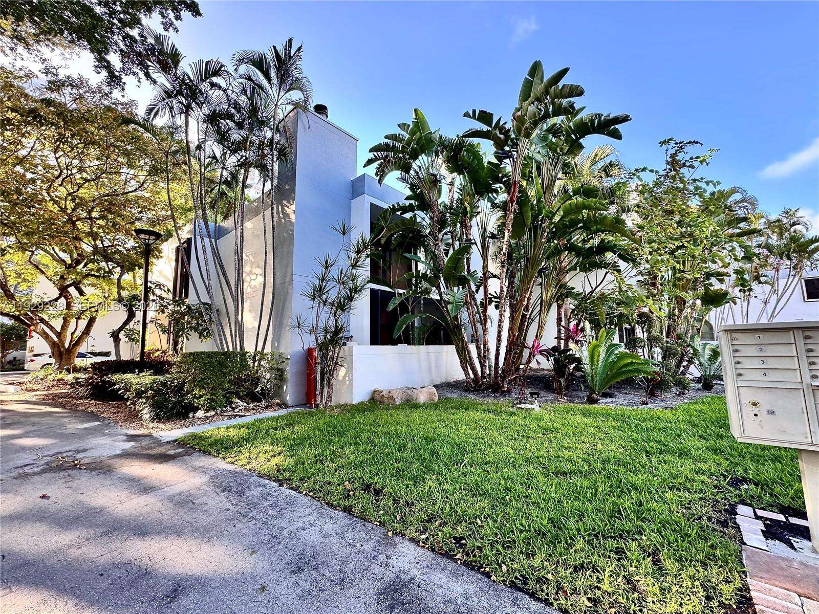 Admirals Port at 3007 183 Ln, Aventura, FL 33160 - For Sale photo 47