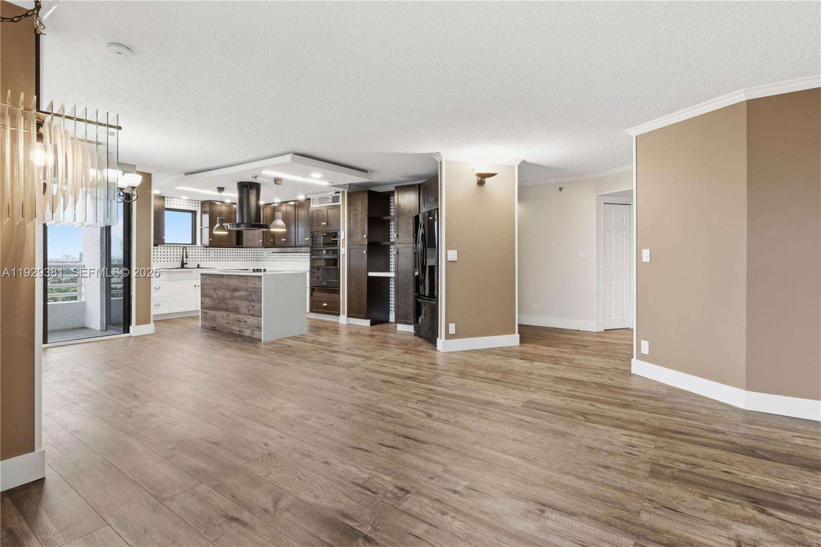Parc Central East at 3300 192 St, Aventura, FL 33180 - For Sale photo 3