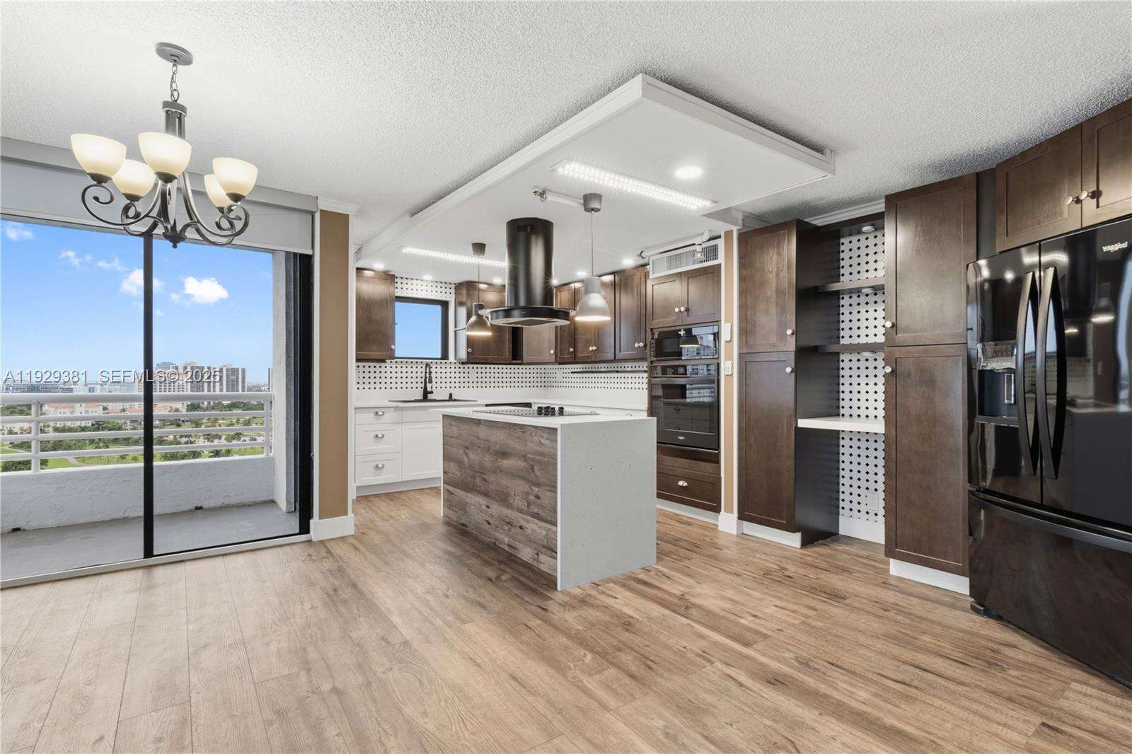 Parc Central East at 3300 192 St, Aventura, FL 33180 - For Sale photo 5