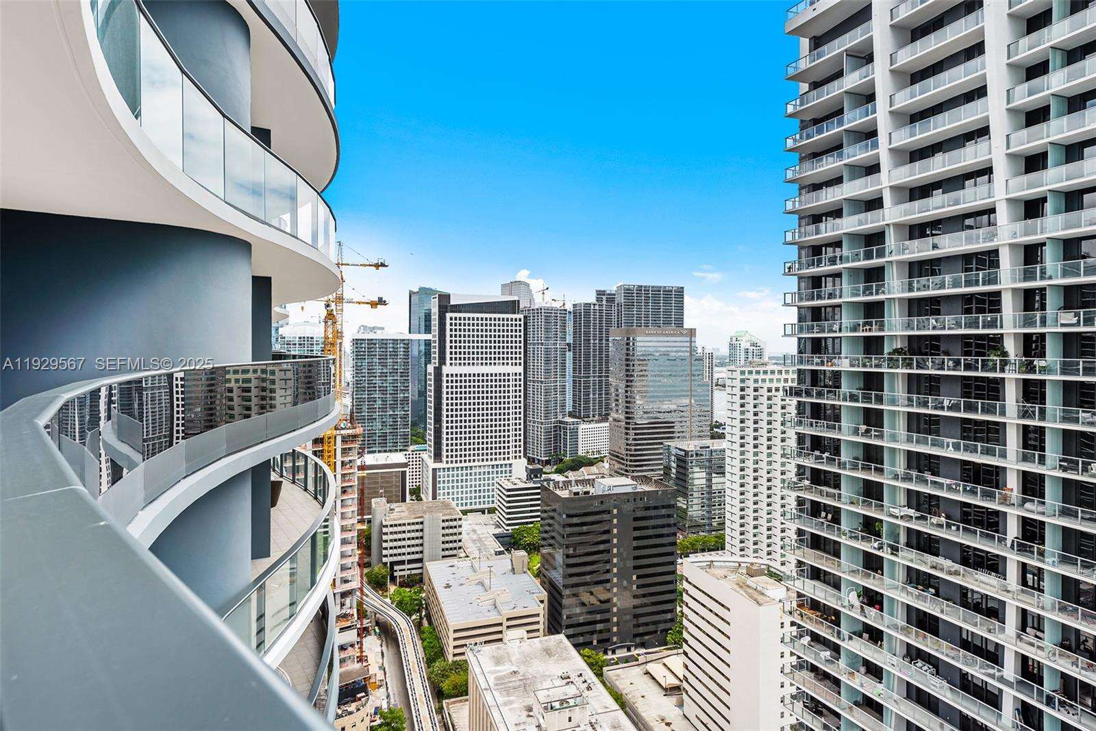 BRICKELL FLATIRON - 1000 Brickell Plz, Miami, FL 33131 | Picture 17