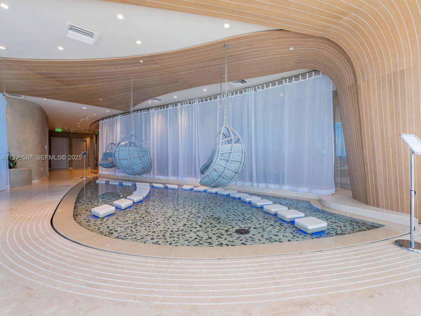 BRICKELL FLATIRON - 1000 Brickell Plz, Miami, FL 33131 | Picture 25