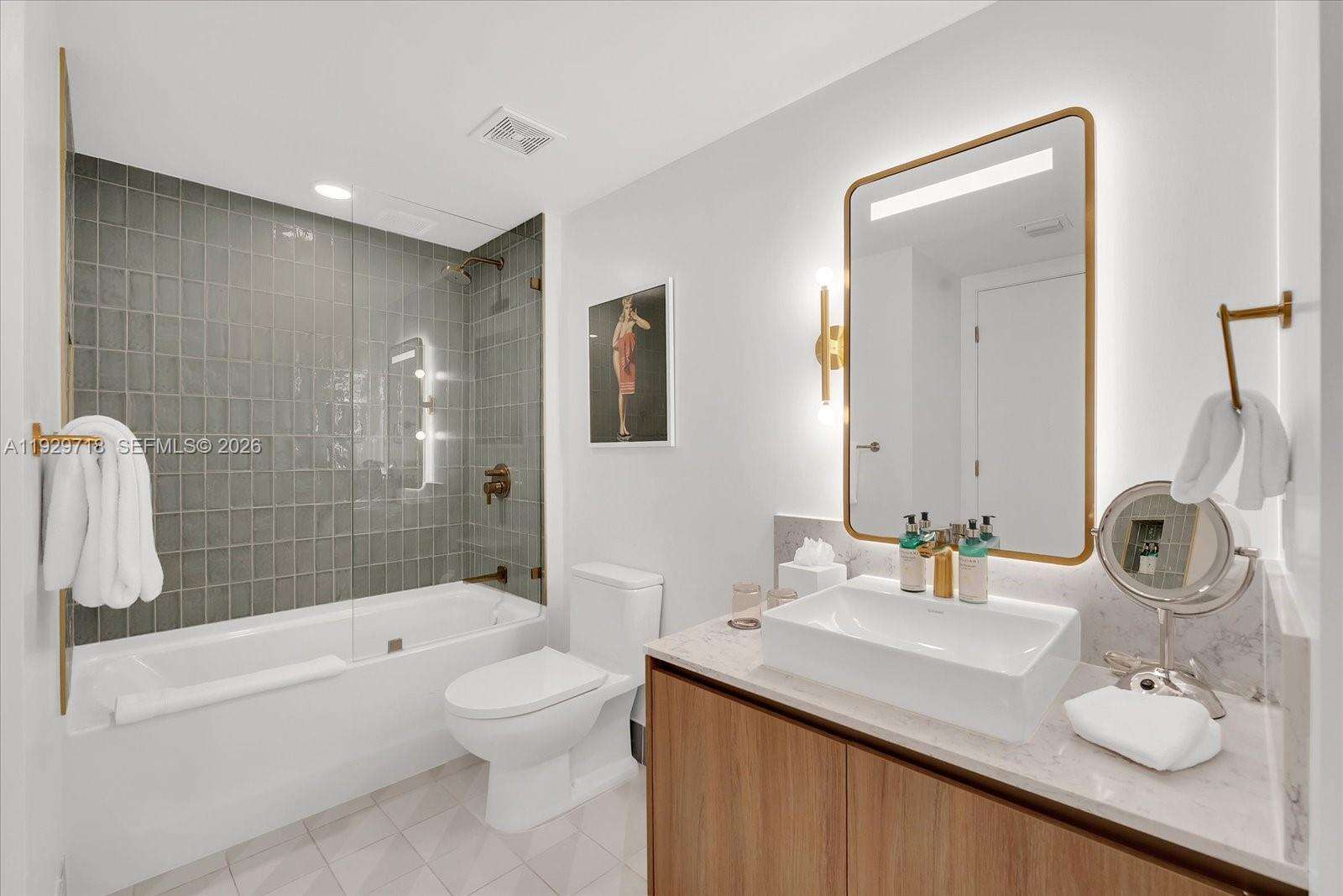 Natiivo | Gale Miami at 159 6 St, Miami, FL 33132 - For Sale photo 14