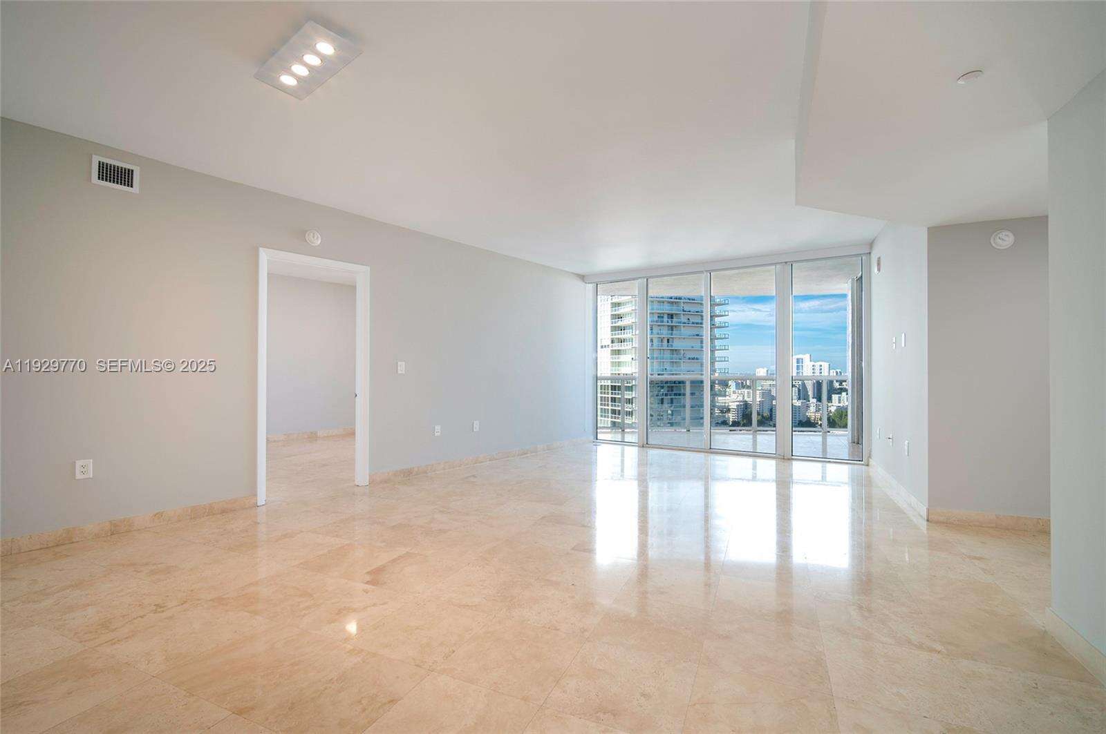 MURANO GRANDE AT PORTOFINO - 400 Alton Rd, Miami Beach, FL 33139 | Picture 11