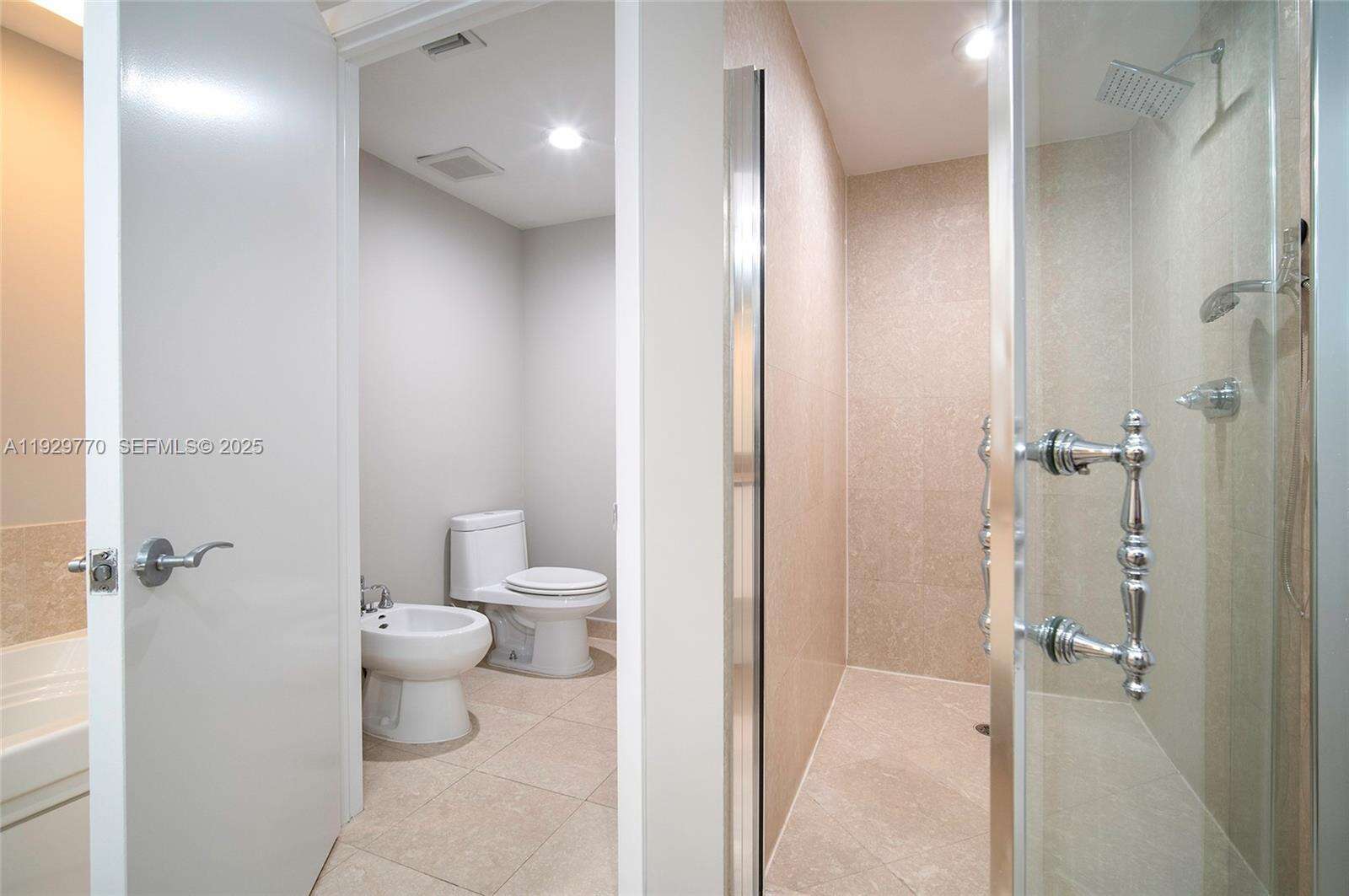 MURANO GRANDE AT PORTOFINO - 400 Alton Rd, Miami Beach, FL 33139 | Picture 23