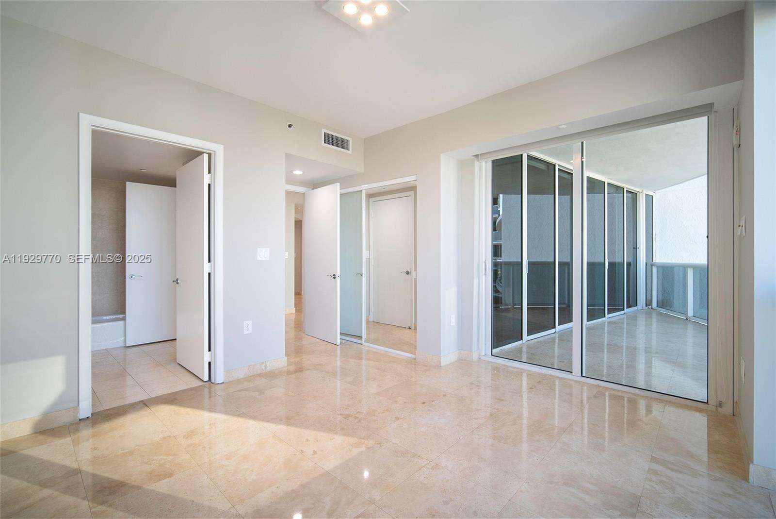 MURANO GRANDE AT PORTOFINO - 400 Alton Rd, Miami Beach, FL 33139 | Picture 4