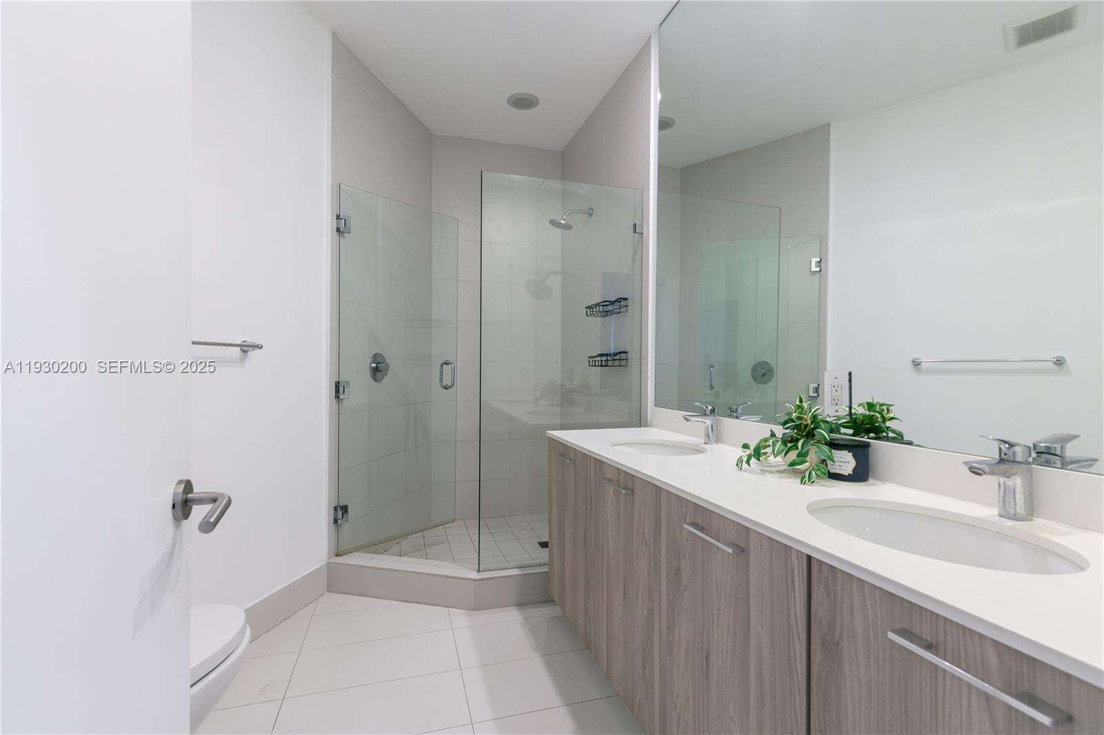 Paraiso Bayviews at 501 31 St, Miami, FL 33137 - For Sale photo 18