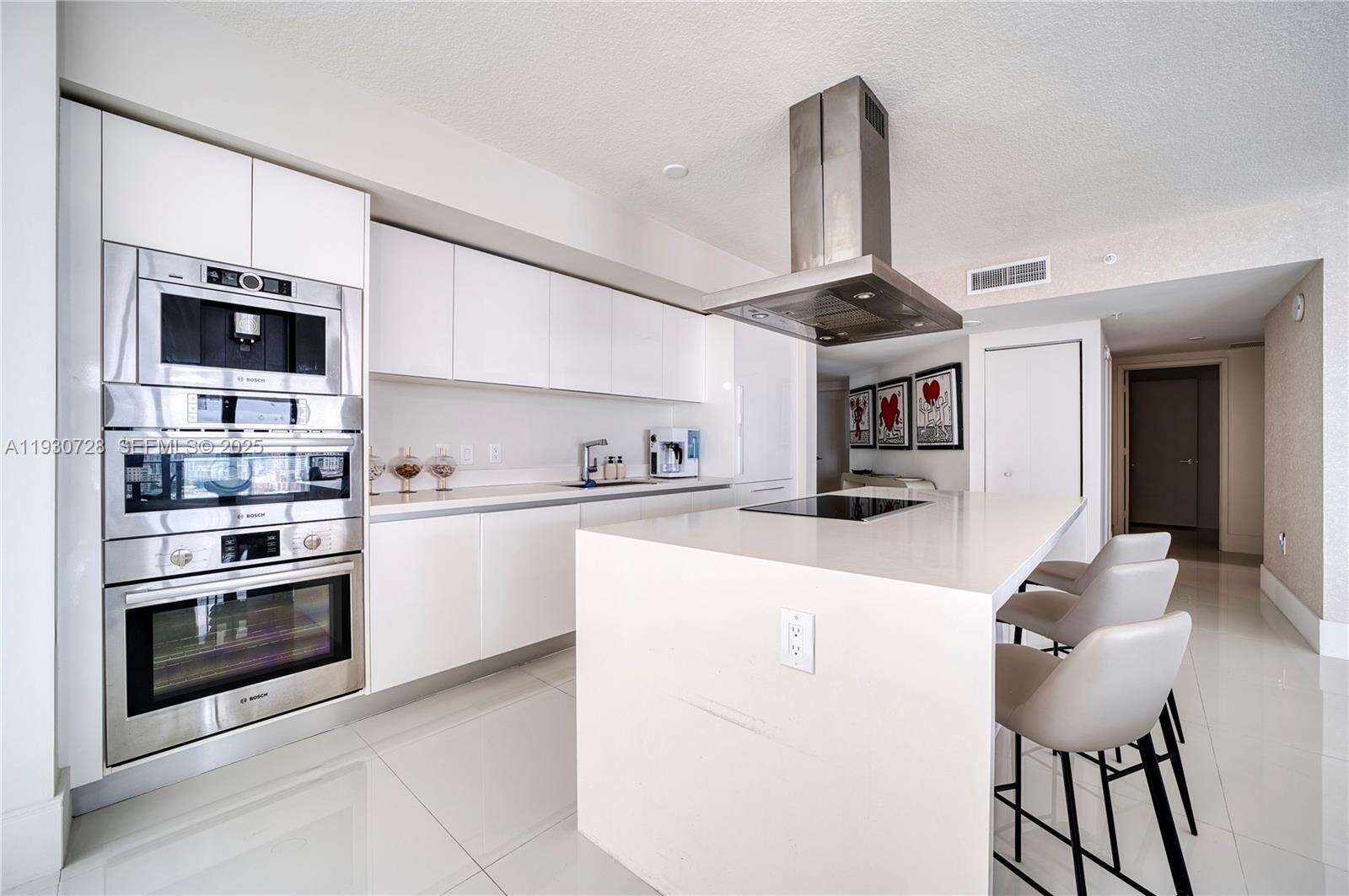 PARQUE TOWERS - 300 Sunny Isles Blvd, Sunny Isles Beach, FL 33160 | Picture 5