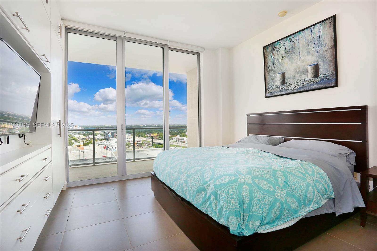 Two Midtown at 3470 Coast Ave, Miami, FL 33137 - For Sale photo 14