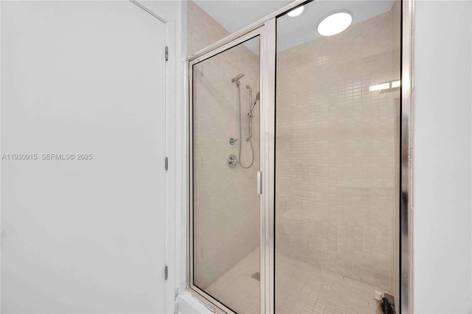 Two Midtown at 3470 Coast Ave, Miami, FL 33137 - For Sale photo 16