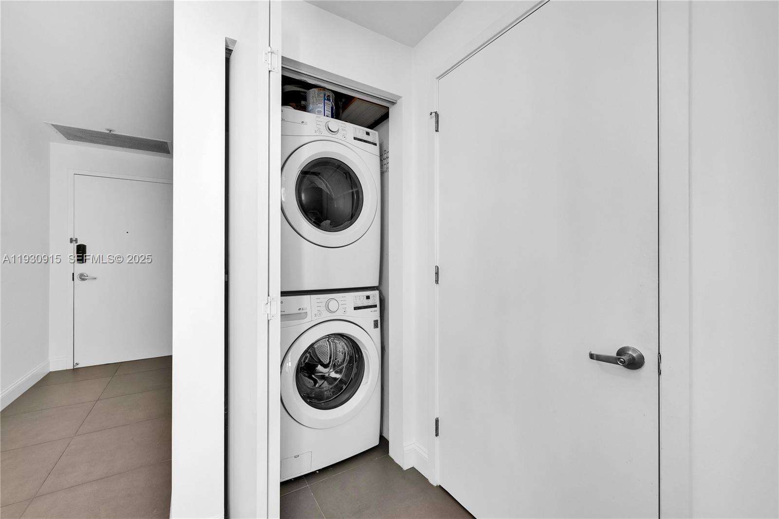 Two Midtown at 3470 Coast Ave, Miami, FL 33137 - For Sale photo 20