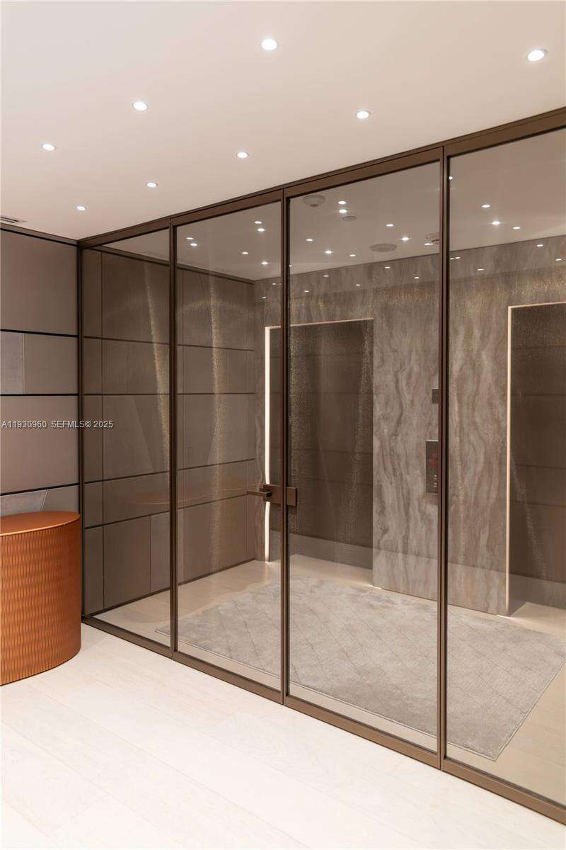THE PALACE AT BAL HARBOUR - 10101 Collins Ave, Bal Harbour, FL 33154 | Picture 11