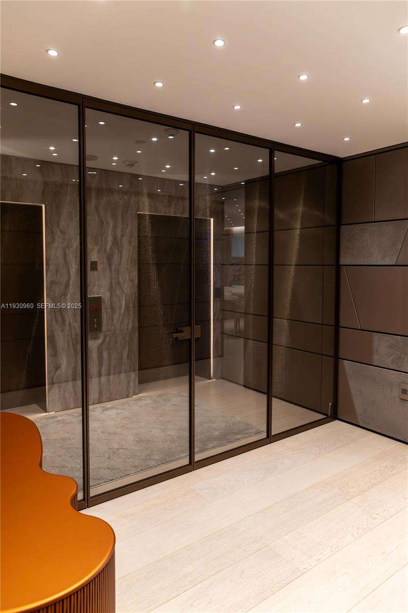THE PALACE AT BAL HARBOUR - 10101 Collins Ave, Bal Harbour, FL 33154 | Picture 12