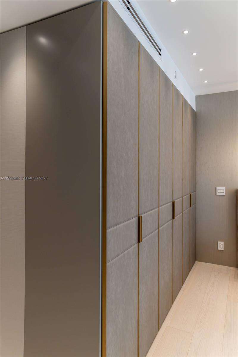 THE PALACE AT BAL HARBOUR - 10101 Collins Ave, Bal Harbour, FL 33154 | Picture 36