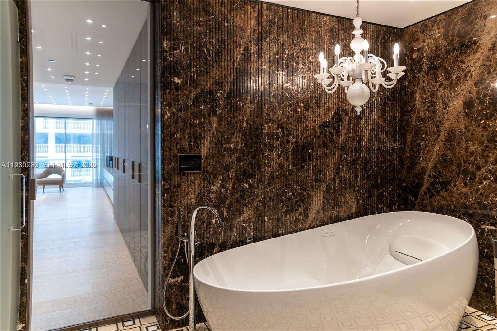 THE PALACE AT BAL HARBOUR - 10101 Collins Ave, Bal Harbour, FL 33154 | Picture 38