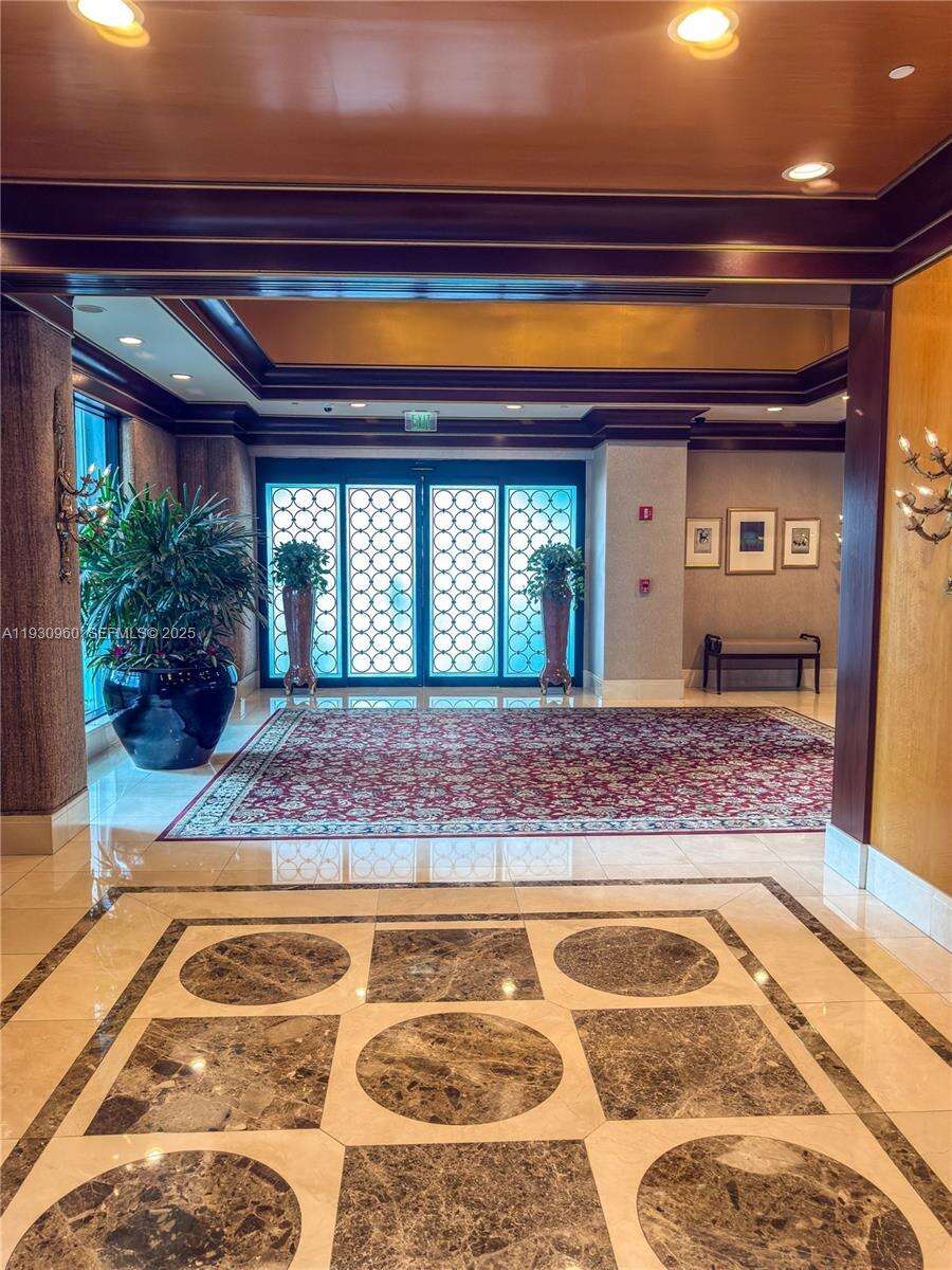 THE PALACE AT BAL HARBOUR - 10101 Collins Ave, Bal Harbour, FL 33154 | Picture 8