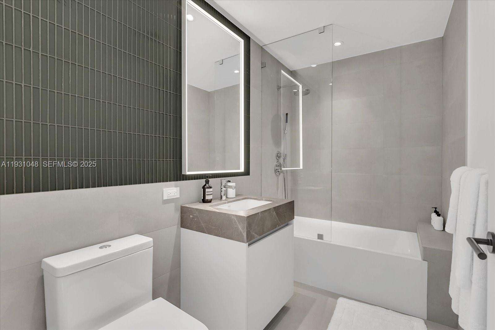 FIVE PARK - 501 W Ave, Miami Beach, FL 33139 | Picture 19