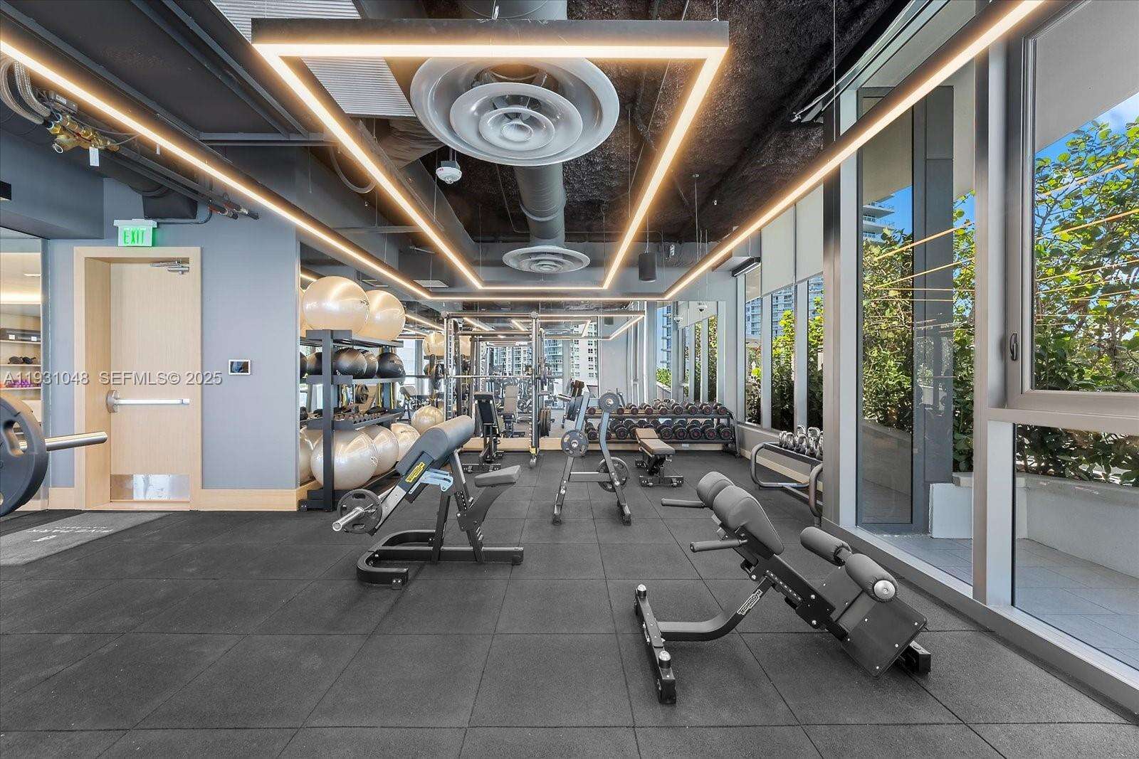 FIVE PARK - 501 W Ave, Miami Beach, FL 33139 | Picture 32