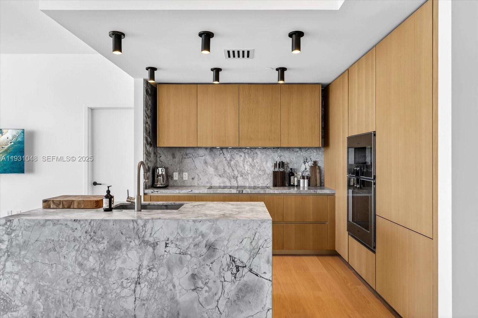 FIVE PARK - 501 W Ave, Miami Beach, FL 33139 | Picture 8