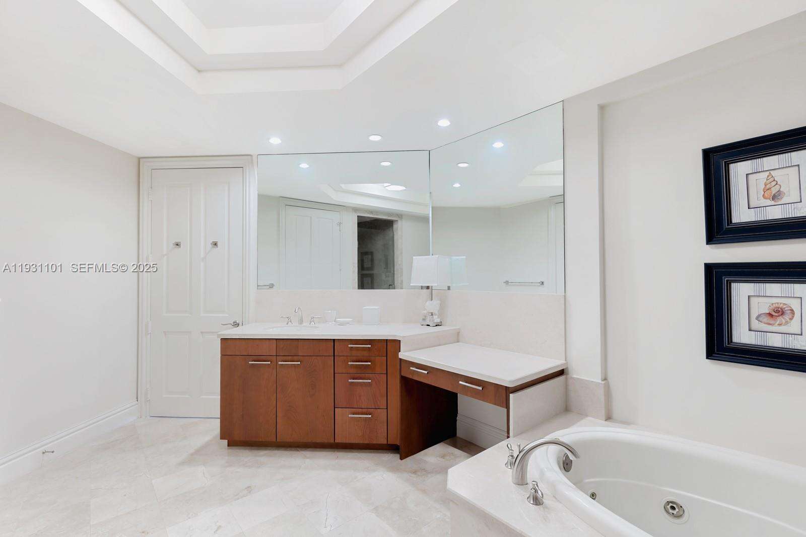 The Ritz Carlton Condos For Sale & Rent at 10295 Collins Ave, Bal Harbour, FL 33154 - For Sale photo 12