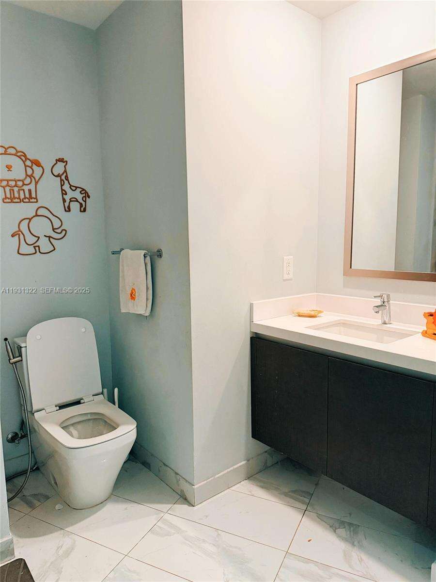 PARAMOUNT MIAMI WORLDCENTER - 851 1 Ave, Miami, FL 33132 | Picture 32