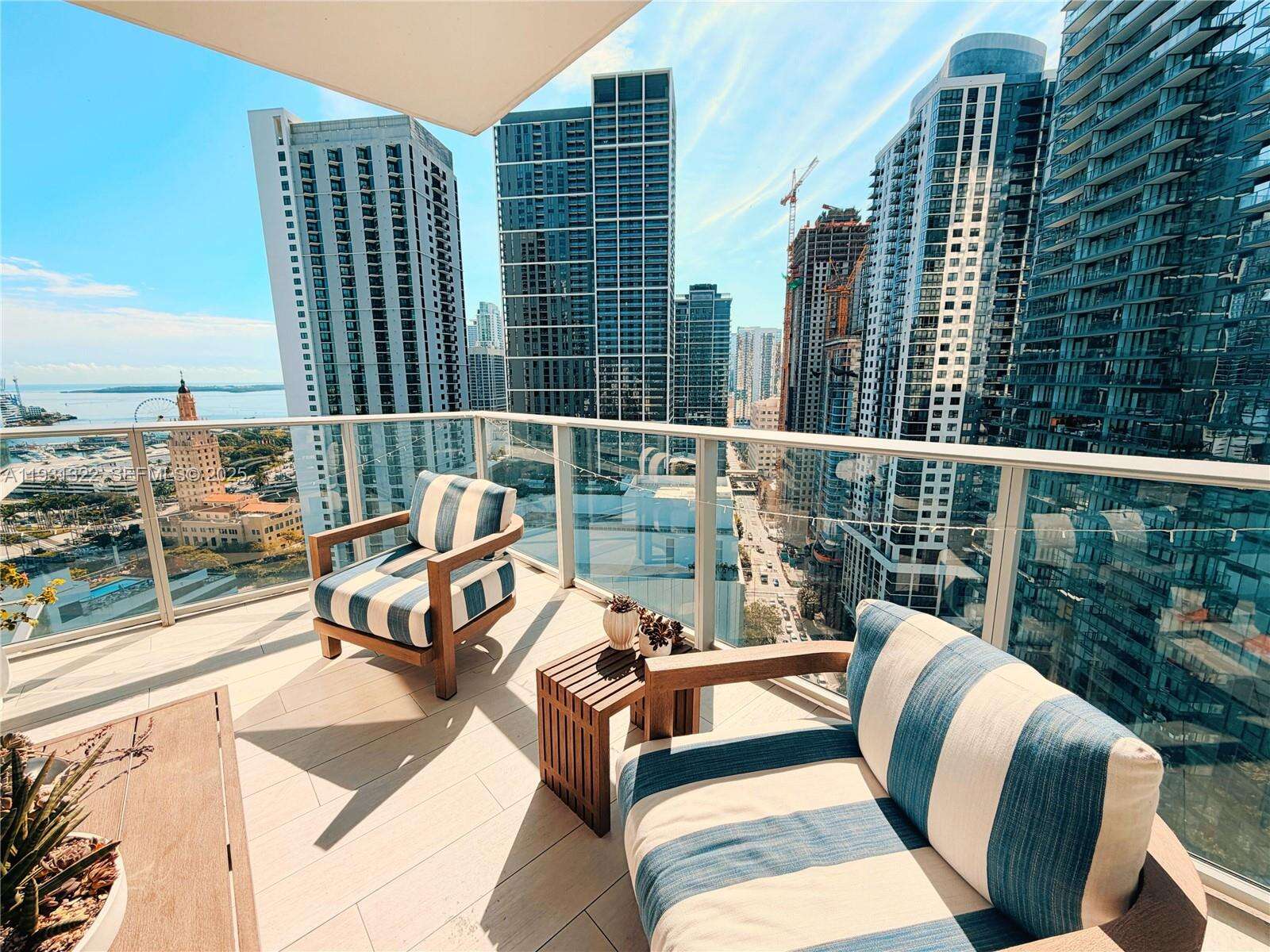 PARAMOUNT MIAMI WORLDCENTER - 851 1 Ave, Miami, FL 33132 | Picture 5