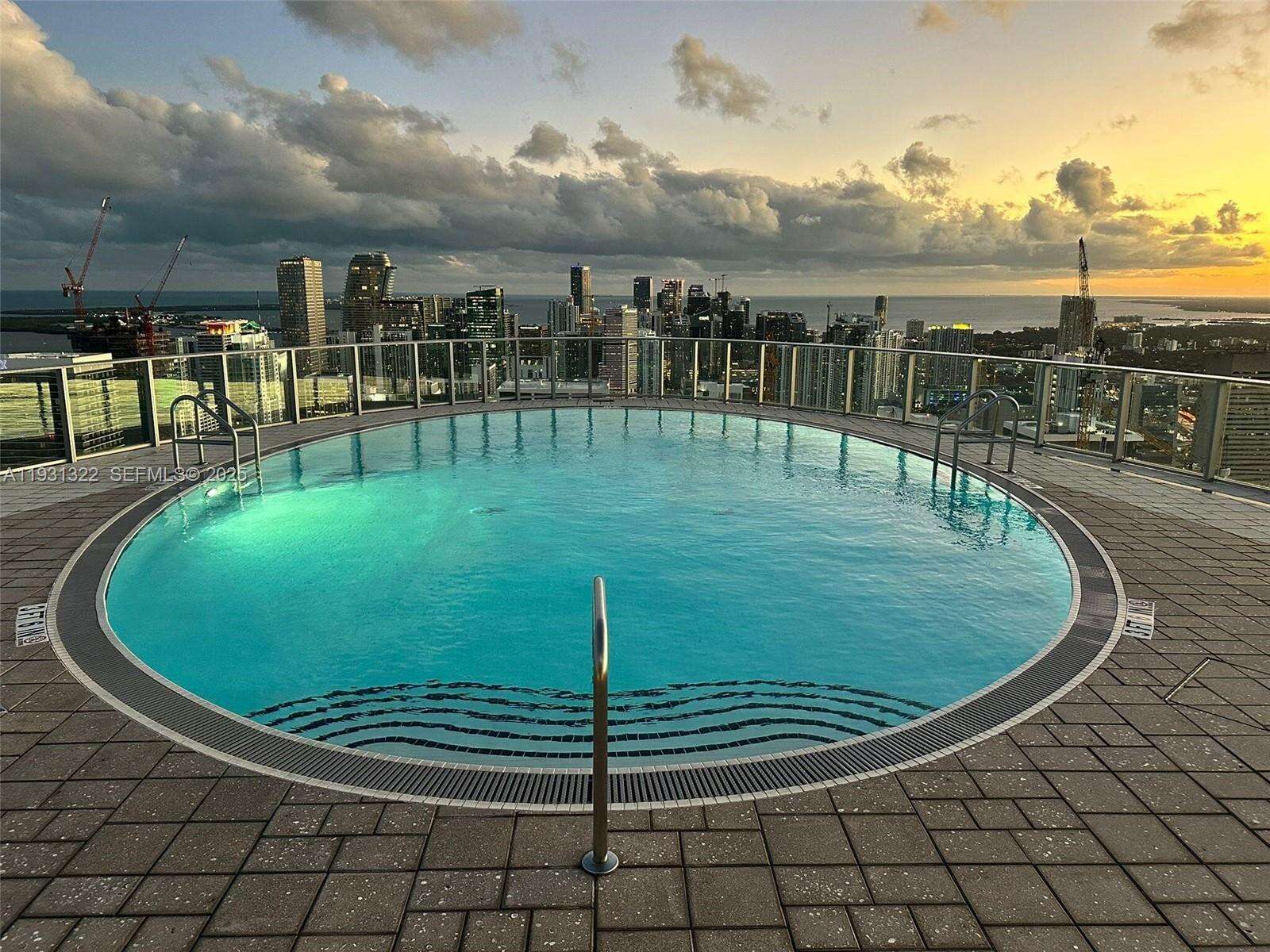 PARAMOUNT MIAMI WORLDCENTER - 851 1 Ave, Miami, FL 33132 | Picture 47