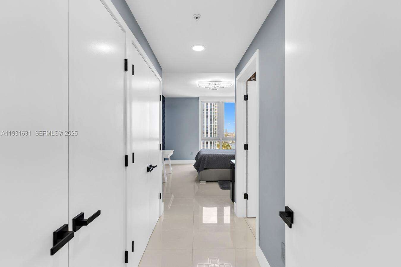 MARINA PALMS RESIDENCES SOUTH - 17111 Biscayne Blvd, North Miami Beach, FL 33160 | Picture 29