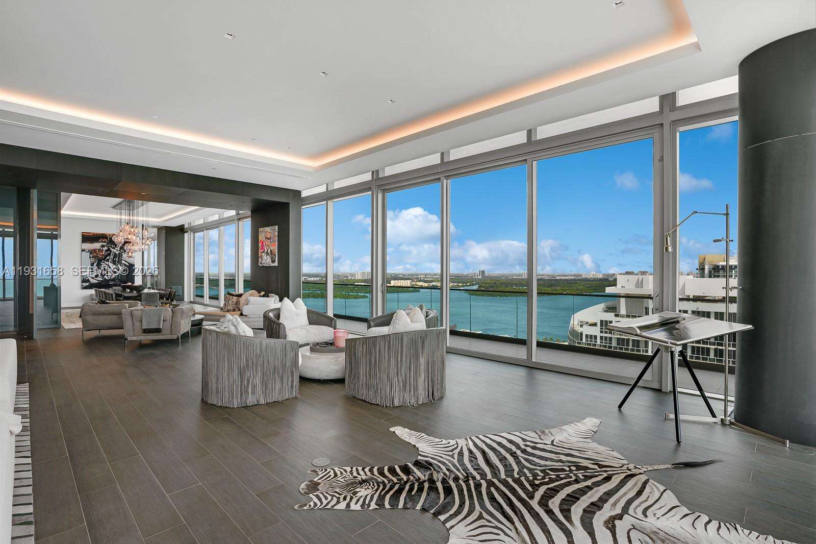 OCEANA BAL HARBOUR - 10203 Collins Ave, Bal Harbour, FL 33154 | Picture 27