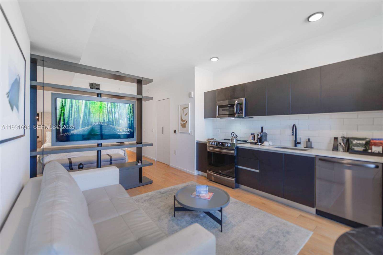 The Elser at 398 5th St, Miami, FL 33132 - For Sale photo 8