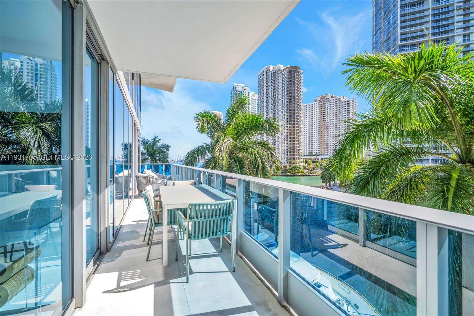 EPIC WEST - 200 Biscayne Blvd Way, Miami, FL 33131 | Picture 14