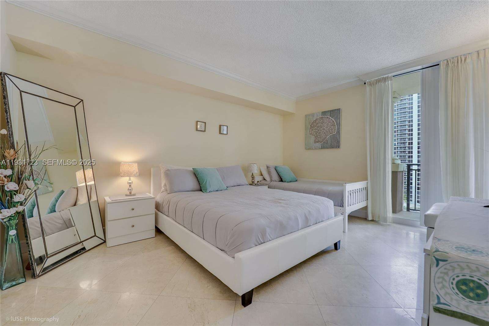 King David at 17555 Atlantic Blvd, Sunny Isles Beach, FL 33160 - For Sale photo 10