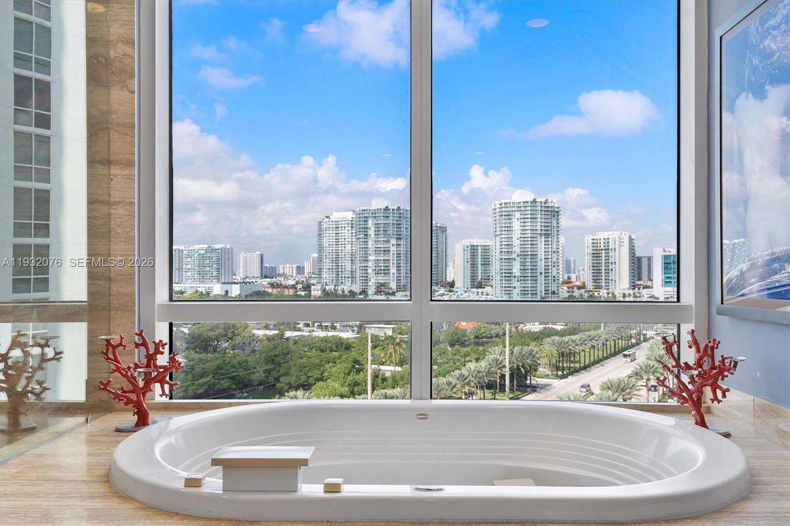 TDR TOWER II - 15901 Collins Ave, Sunny Isles Beach, FL 33160 | Picture 35