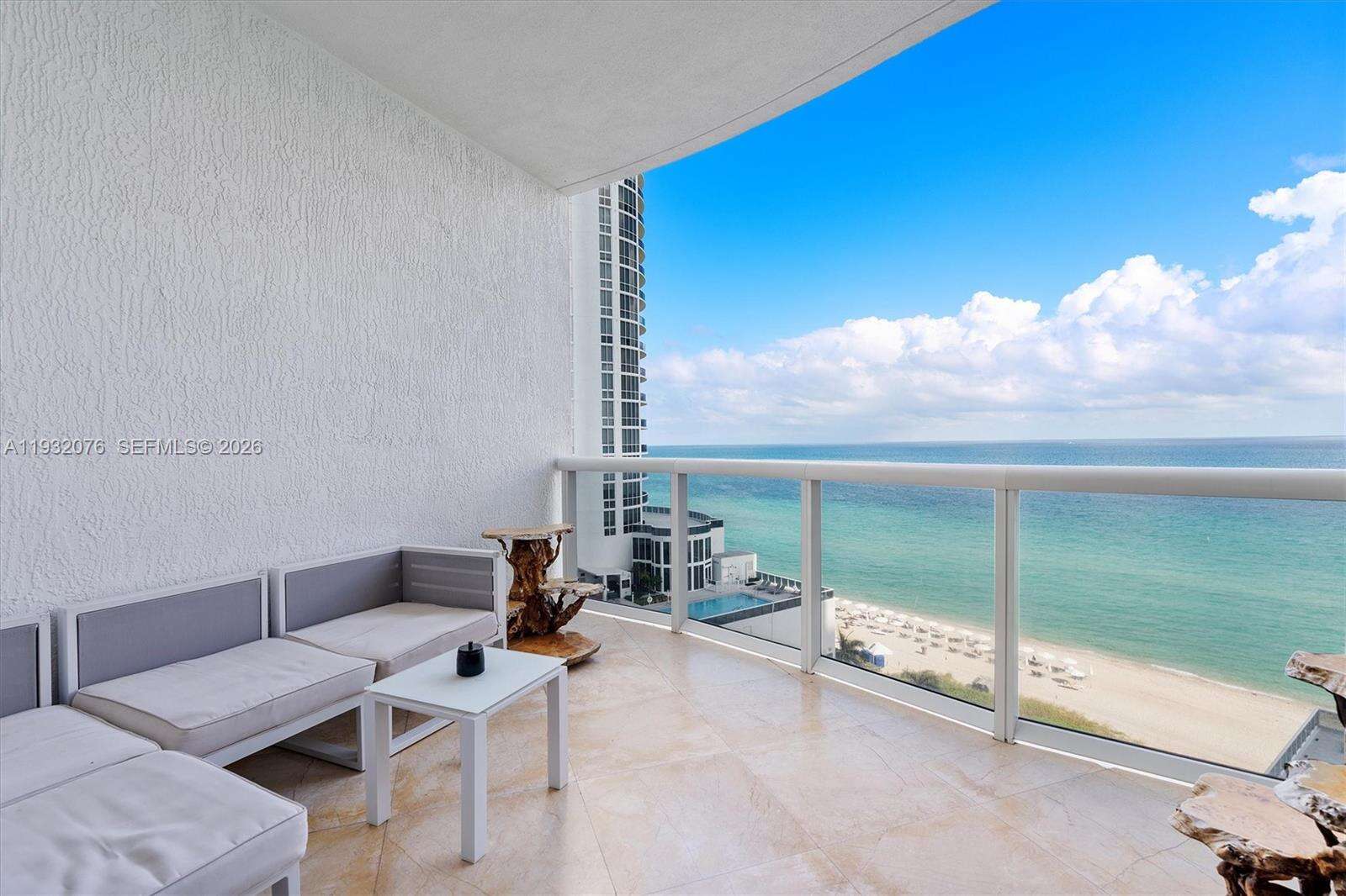 TDR TOWER II - 15901 Collins Ave, Sunny Isles Beach, FL 33160 | Picture 9
