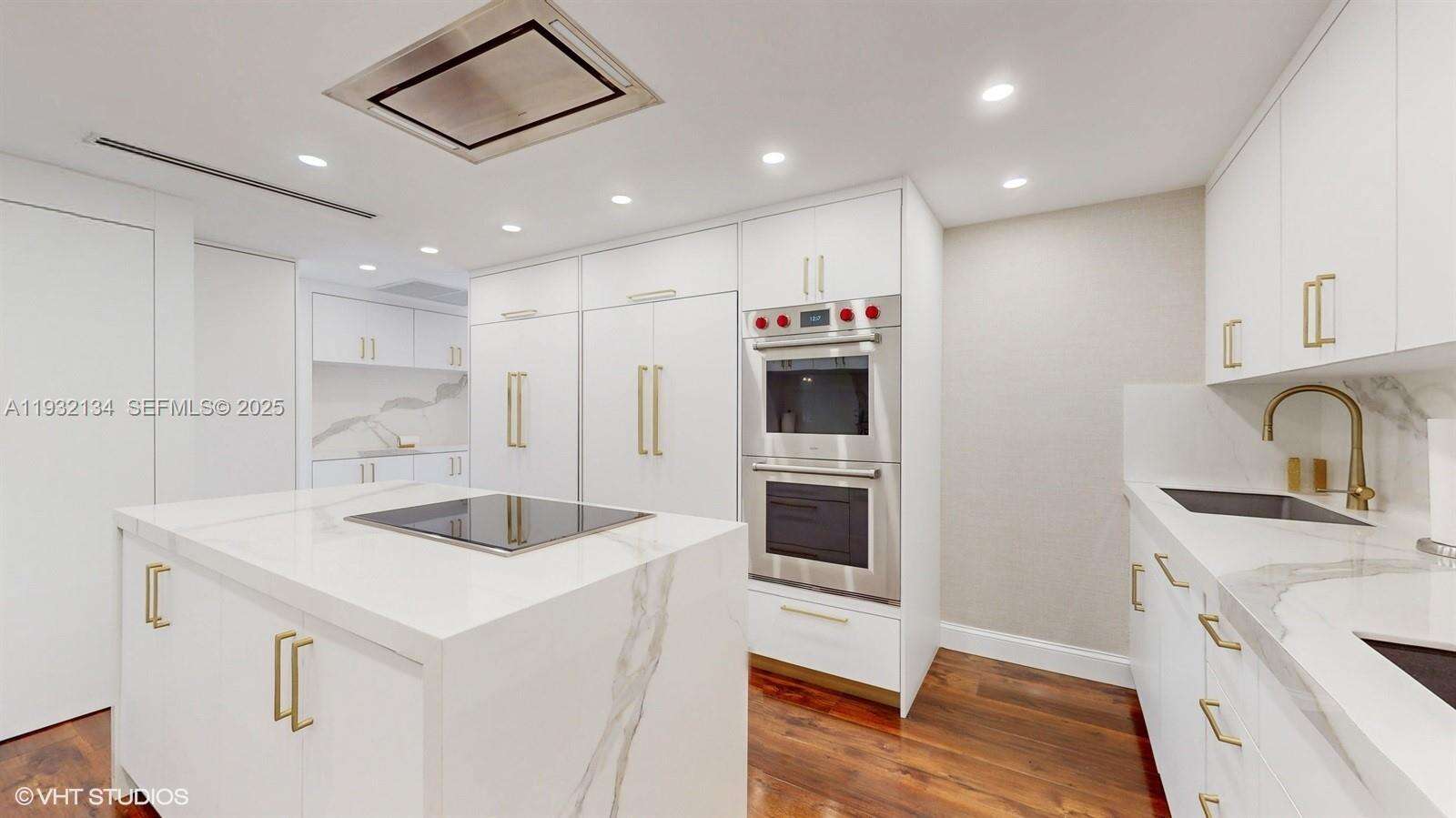 BAL HARBOUR 101 - 10155 Collins Ave, Bal Harbour, FL 33154 | Picture 11