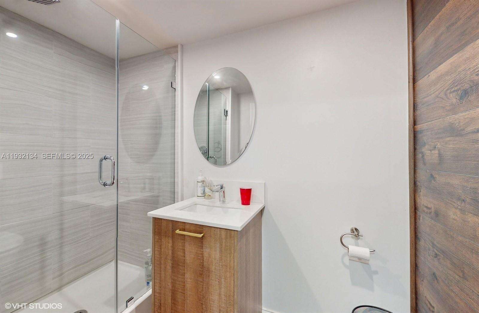 BAL HARBOUR 101 - 10155 Collins Ave, Bal Harbour, FL 33154 | Picture 32