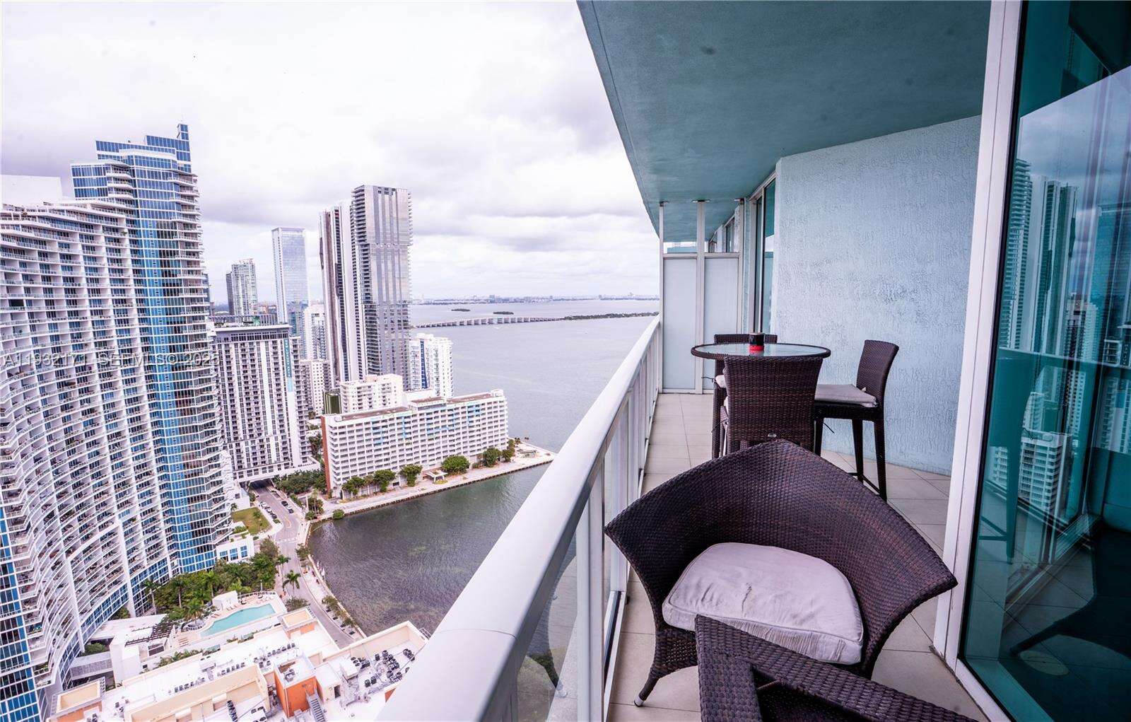 Quantum On The Bay at 1900 Bayshore Dr, Miami, FL 33132 - For Sale photo 18