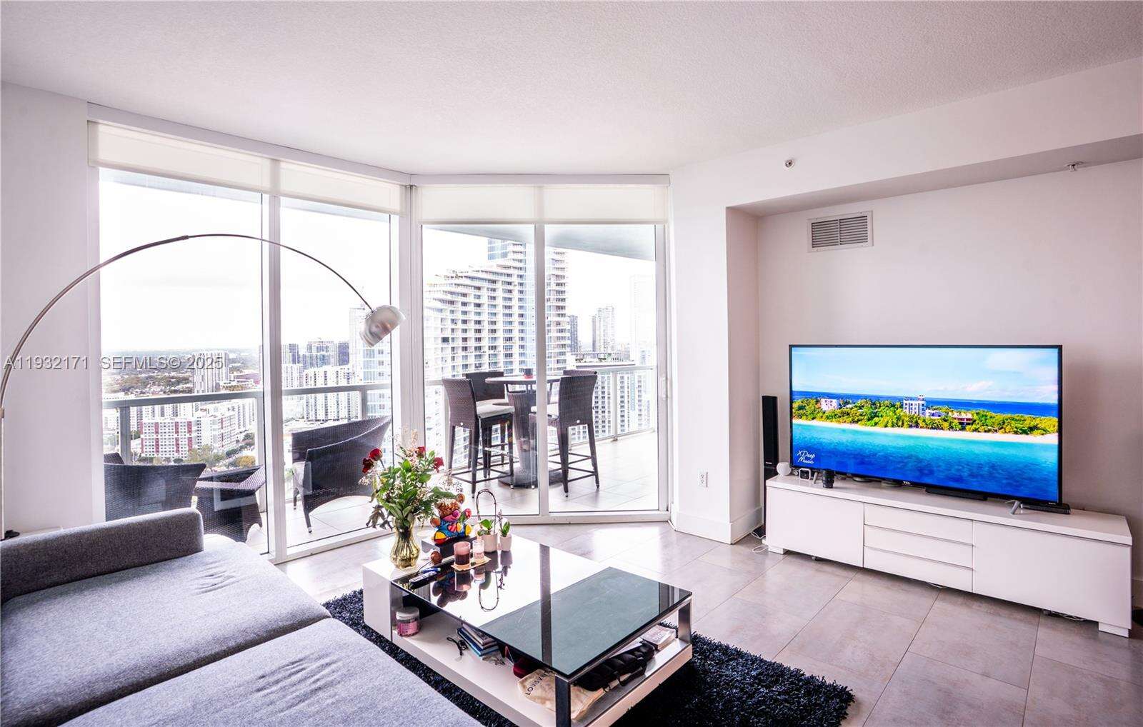 Quantum On The Bay at 1900 Bayshore Dr, Miami, FL 33132 - For Sale photo 10